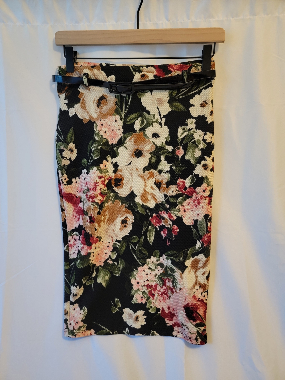 Y2K Vintage A'gaci Black Bodycon Skirt Floral Design